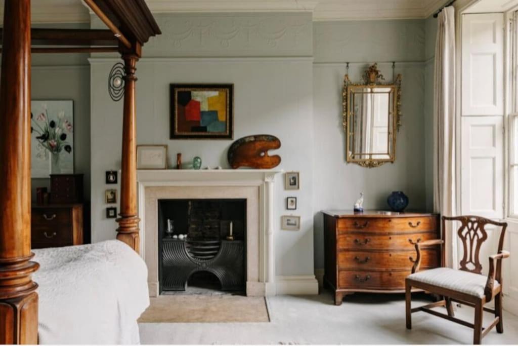 Cressy Hall - Historic Grade II Listed Manor, Gorgeous Topiary Garden Gosberton Экстерьер фото